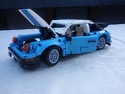 Sportwagen in hellblau