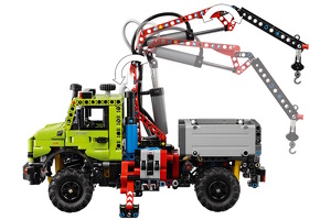 Lego 42242 Mercedes-Benz Unimog U 5023 with Crane